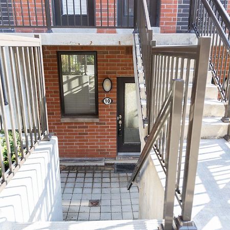 Beautiful Townhouse Near Yorkdale Mall, Wilson Subway Apartment Toronto Ngoại thất bức ảnh