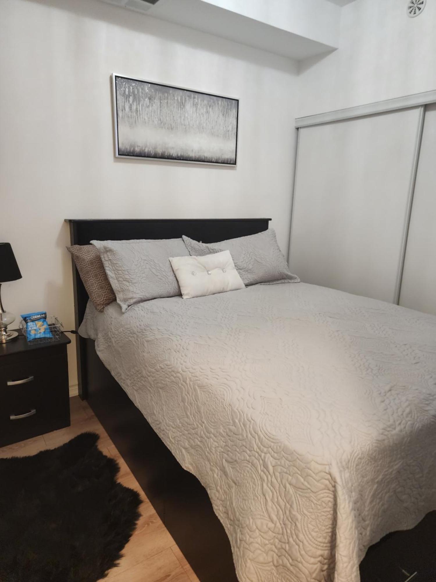 Beautiful Townhouse Near Yorkdale Mall, Wilson Subway Apartment Toronto Ngoại thất bức ảnh
